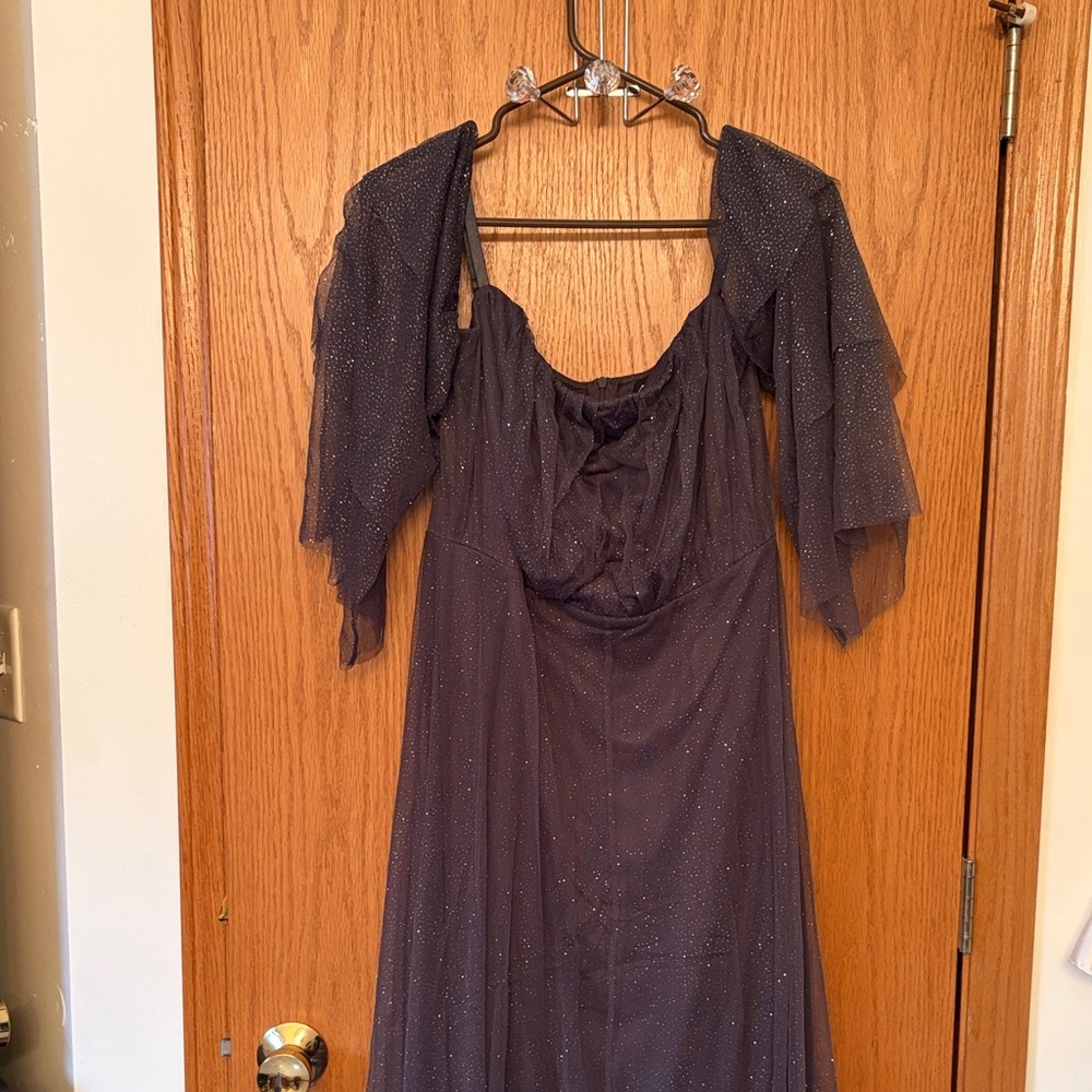 Elegant Shimmering Dark Grey Evening Dress